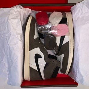 Travis Scott x Nike Air Jordan 1 OG Mocha